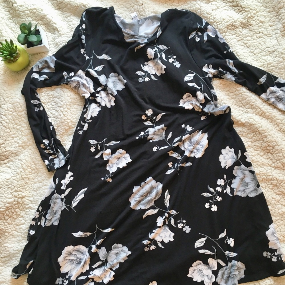 Old navy floral swing dress
